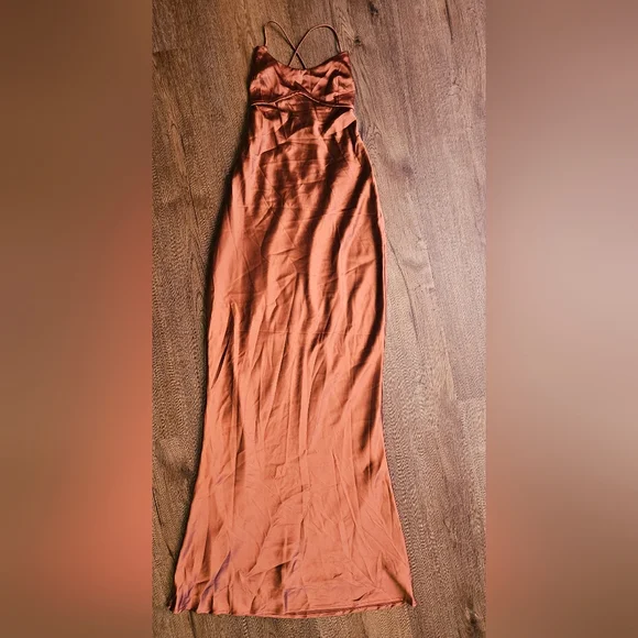 Elegant Backless Satin Dress - Brown - Picture 8 of 9